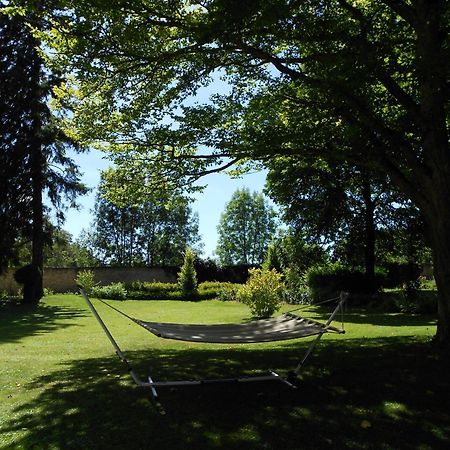 Auberge Cote Riviere อิส-ซัวร์-ทิล ภายนอก รูปภาพ