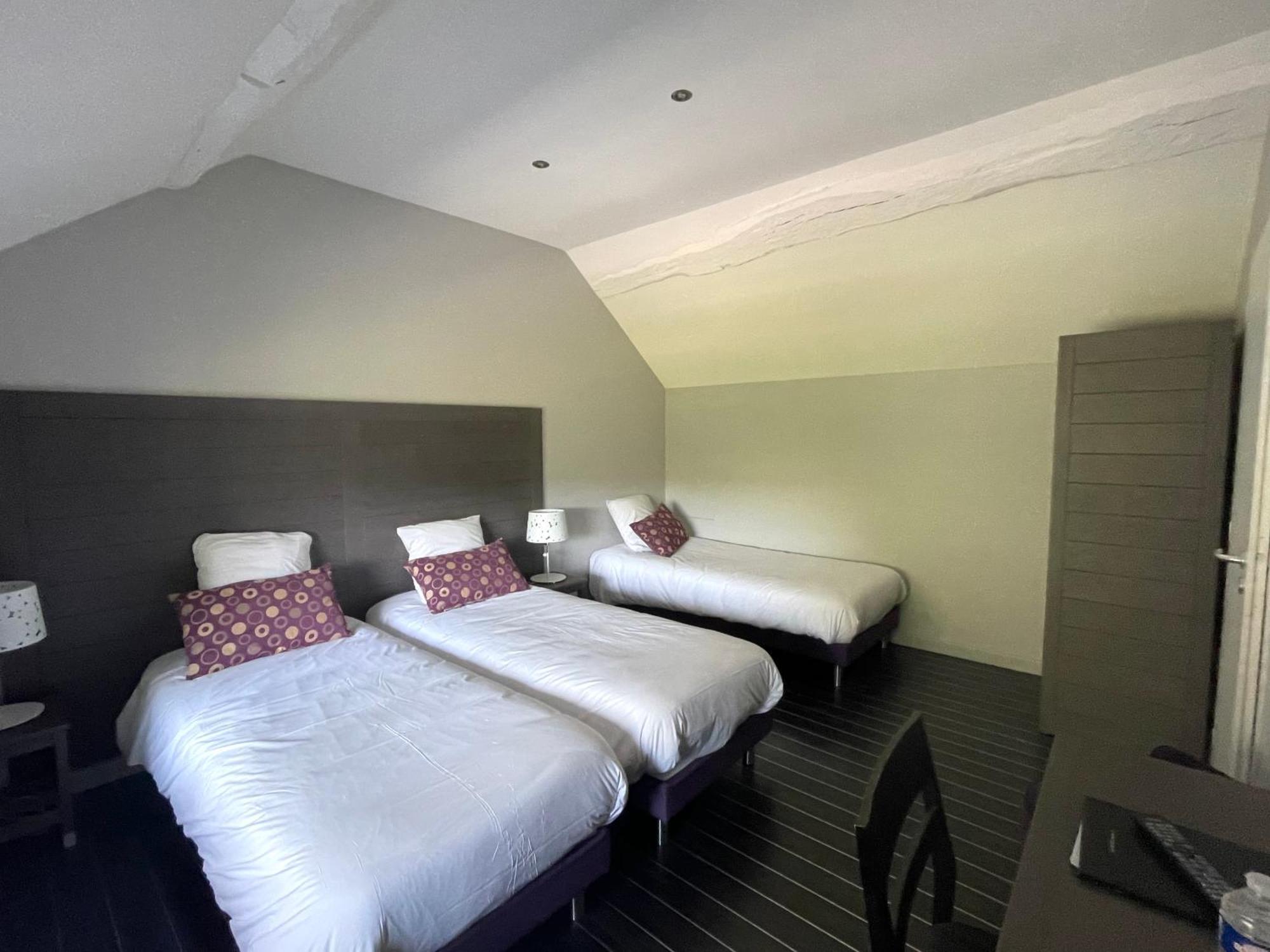 Auberge Cote Riviere อิส-ซัวร์-ทิล ห้อง รูปภาพ